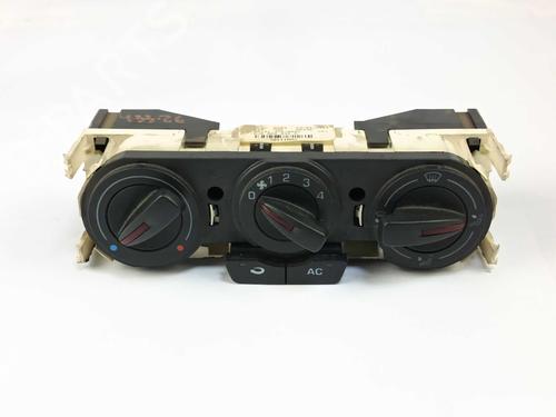 climate-control-seat-ibiza-iv-6j5-6p1-2008-2009-2010-2011-2012-2013-2014-2015-2016-2017-37024950 main image