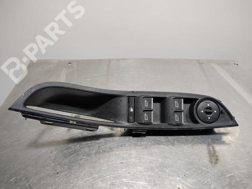 Used Left front window switch FORD FOCUS III [2010-2020]  10065217