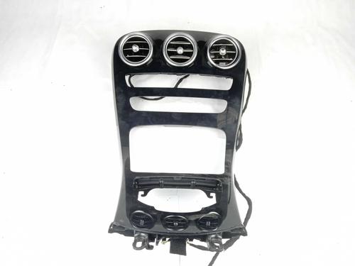 Used Middle console Middle console MERCEDES-BENZ GLC (X253) 250 4-matic (253.946) (211 hp) 14939320 14939320