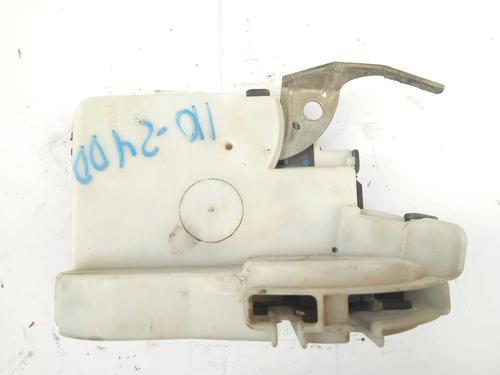 front-right-lock-seat-inca-6k9-1995-1996-1997-1998-1999-2000-2001-2002-2003-17062365 main image