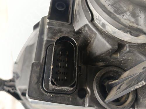 Right headlight VW GOLF V (1K1) 1.9 TDI | BP32366038C29