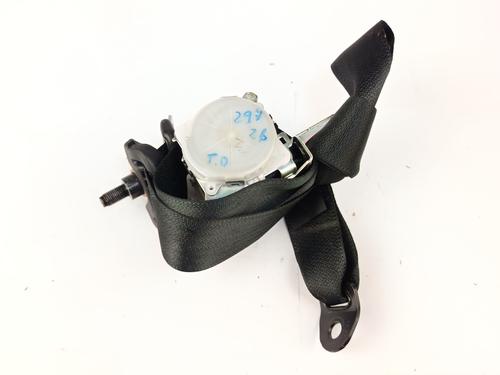 Sikkerhedssele bag højre Sikkerhedssele bag højre TOYOTA YARIS (_P21_, _PA1_, _PH1_) 1.6 GR 4WD (GXPA16) (261 hp) 34559726 34559726