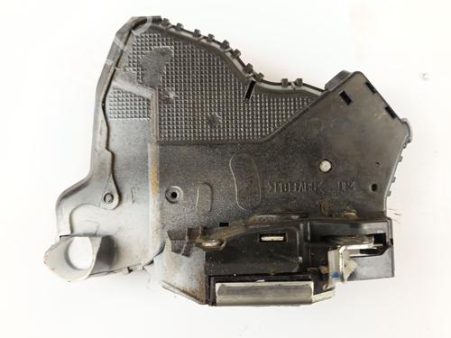 Used Front right lock TOYOTA AURIS (_E15_) 1.4 D-4D (NDE150_, NDE150R) (90 hp) 28515051