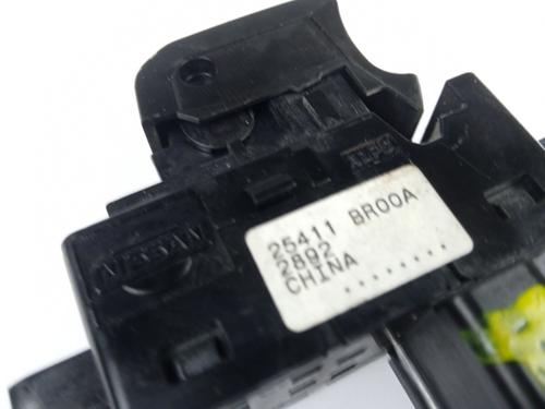 Right rear window switch NISSAN QASHQAI / QASHQAI +2 I (J10, NJ10, JJ10E) 2.0 dCi | BP12108259I28 