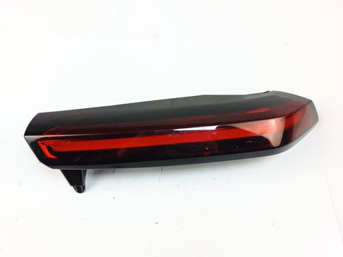 Used Right tailgate light Right tailgate light CITROËN C4 III (BA_, BB_, BC_) 1.5 BlueHDi 130 (BBYHZB) (131 hp) 32698203 32698203