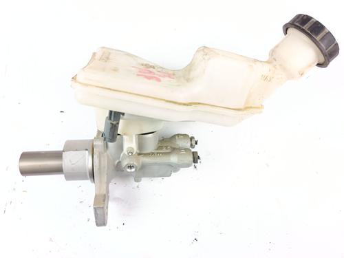 Used Brake master cylinder MERCEDES-BENZ A-CLASS (W177) A 180 d (177.010) (116 hp) 28025900