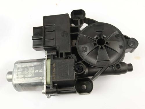 Right rear window motor SEAT ARONA (KJ7, KJP) 1.0 TSI | BP28421094E22 - Image 1