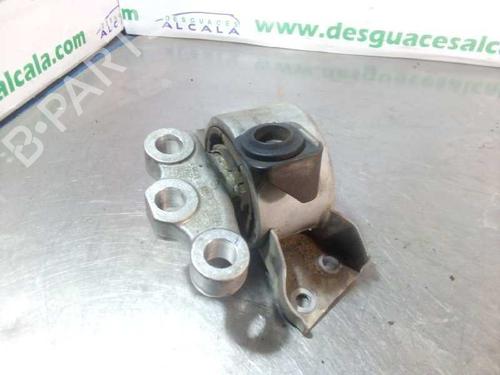 Used Engine mount Engine mount FIAT 500L (351_, 352_) 1.6 D Multijet (199LYE1B) (120 hp) 14354212 14354212