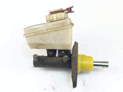 Used Brake master cylinder LAND ROVER DISCOVERY I (LJ) 2.5 TDI 4x4 (113 hp) 32343549