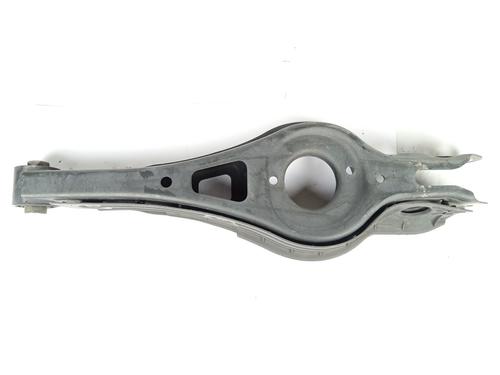 right-rear-suspension-arm-kia-optima-jf-55220c1700-2015-10728530 main image