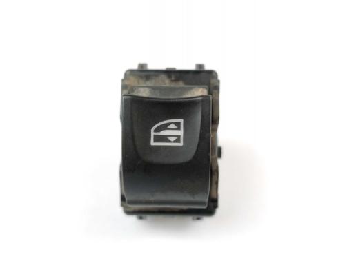 Used Right front window switch Right front window switch DACIA SANDERO II TCe 90 (B8M1, B8MA, B8AC) (90 hp) 18474416 18474416