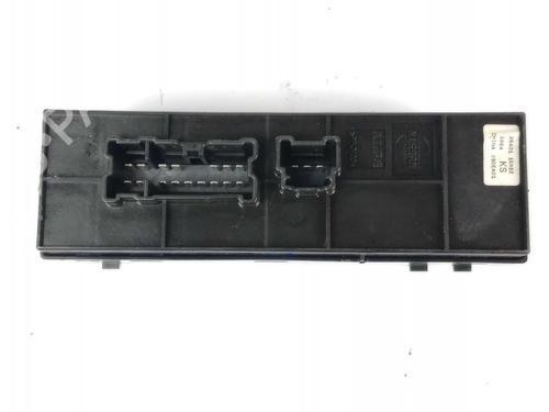 Left front window switch NISSAN JUKE (F15) 1.2 DIG-T | BP25864599I27 - Image 2