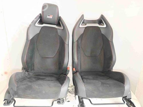 Set sedili Set sedili TOYOTA YARIS (_P21_, _PA1_, _PH1_) 1.6 GR 4WD (GXPA16) (261 hp) 37486941 37486941