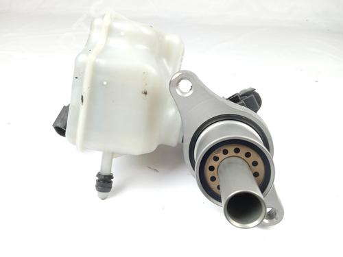 Brake master cylinder VW CADDY IV Box Body/MPV (SAA, SAH) 1.4 TGI CNG | BP13311122M77 