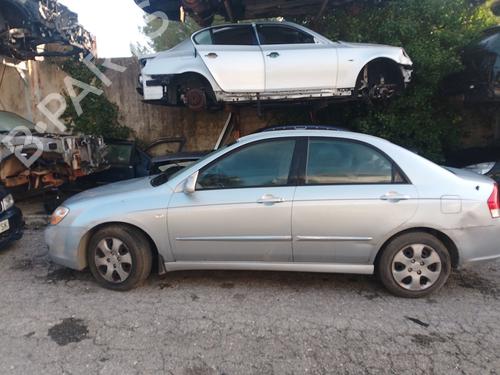 Used Parts KIA CERATO I Saloon (LD) 1.6 CRDi (115 hp) 4437026