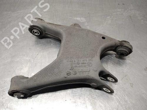 Used Right rear suspension arm Right rear suspension arm 10142813 10142813