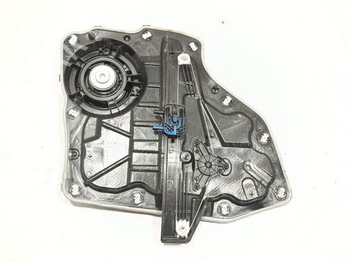 Rudehejsemekanisme Højre bagtil FORD FOCUS IV (HN) 1.5 EcoBlue (120 hp) 31354227