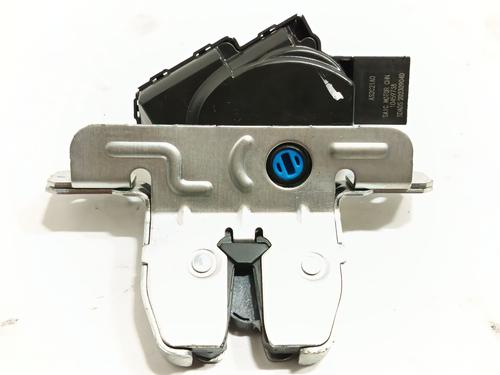 Used Tailgate lock MG MG ZS SUV (AZS1) 1.5 VTi (106 hp) 28674519