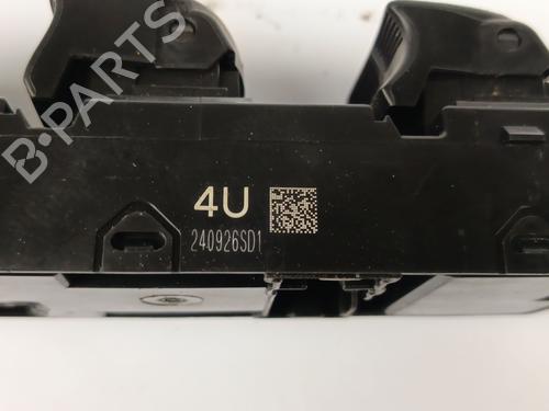 Fensterheberschalter rechts vorne NISSAN JUKE (F16_) 1.0 | BP30770436I26