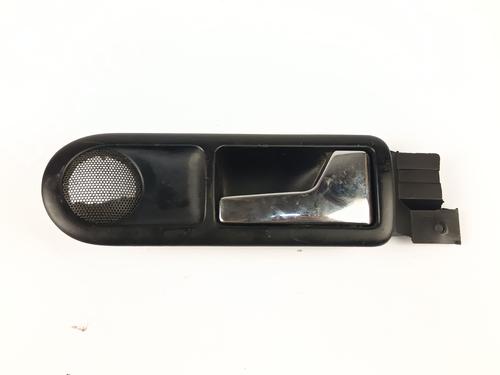 Maniglia interna posteriore destra VW PASSAT B5.5 (3B3) 1.9 TDI (101 hp) 32760671