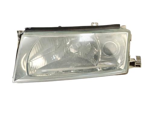 Lyskaster venstre Lyskaster venstre SKODA OCTAVIA I (1U2) 1.9 TDI (110 hp) 33649988 33649988