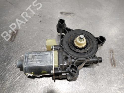 Used Left front window motor Left front window motor 9983013 9983013