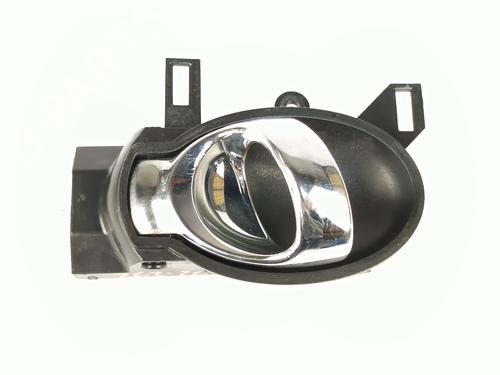 Used Front right interior door handle Front right interior door handle NISSAN JUKE (F15) 1.2 DIG-T (115 hp) 34137827 34137827