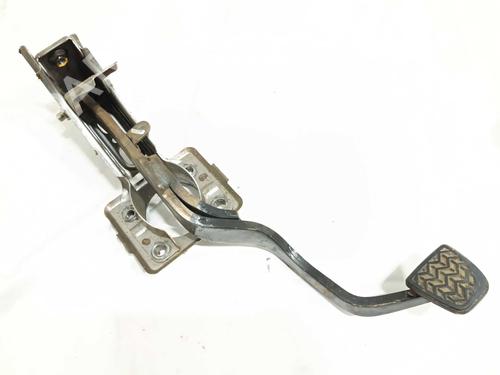 Used Break pedal Break pedal TOYOTA HILUX VII Pickup (_N1_, _N2_, _N3_) 2.5 D-4D 4WD (KUN25_, KUN25R) (120 hp) 29123788 29123788