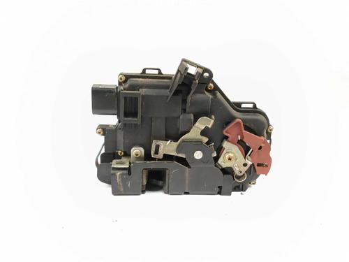 Used Front right lock Front right lock AUDI A4 B6 (8E2) 1.8 T (163 hp) 30793781 30793781