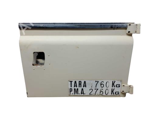 Used Right front door Right front door 22740369 22740369