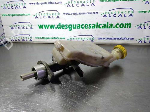 Used Brake master cylinder Brake master cylinder CITROËN C3 Pluriel (HB_) 1.4 HDi (68 hp) 14353285 14353285