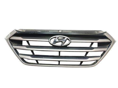 Grill HYUNDAI TUCSON (TL, TLE) 1.7 CRDi (116 hp) 30383982