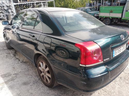 Venstre baglygte TOYOTA AVENSIS (_T25_) 2.0 D-4D (CDT250_, CDT250R) | BP30442481C34 