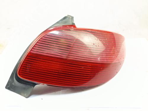 Used Right taillight PEUGEOT 206 Hatchback (2A/C) 1.4 HDi eco 70 (68 hp) 32230039