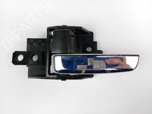Used Front left interior door handle Front left interior door handle MITSUBISHI OUTLANDER III (GG_W, GF_W, ZJ, ZL, ZK) 2.0 Hybrid 4WD (GG2W) (121 hp) 17694561 17694561