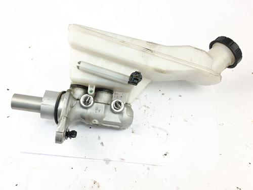 Used Brake master cylinder Brake master cylinder MERCEDES-BENZ A-CLASS (W176) A 220 d (176.003) (177 hp) 36051233 36051233