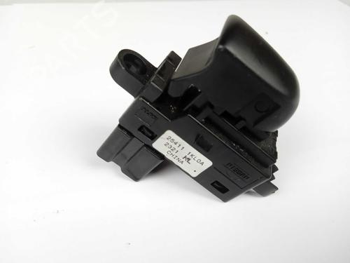 Used Left rear window switch Left rear window switch NISSAN JUKE (F15) [2010-2019] 12251245 12251245
