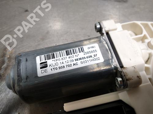 Right front window motor SEAT LEON (1P1) 2.0 TFSI | BP9982442E20 