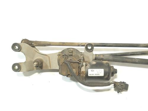 Used Front wiper motor KIA SORENTO I (JC) 2.5 CRDi 4WD (140 hp) 17922598