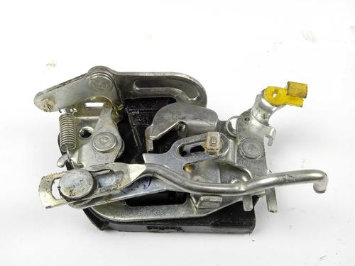 cerradura-puerta-delantera-derecha-piaggio-porter-bus-1995-17629666 main image