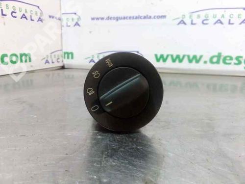 Used Headlight switch BMW 5 (E39) 525 tds (143 hp) 9994672