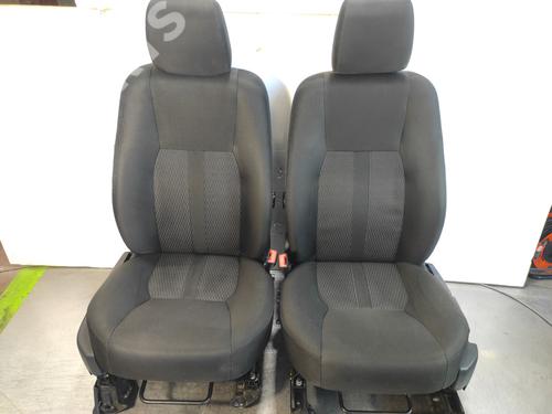 Used Seats set Seats set LAND ROVER DISCOVERY IV (L319) 3.0 TD 4x4 (245 hp) 9985414 9985414