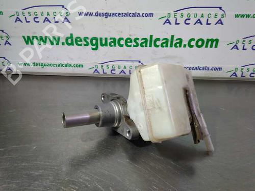 Used Brake master cylinder PEUGEOT 5008 (0U_, 0E_) [2009-2017]  14353070