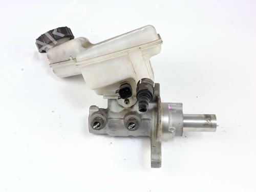 Used Brake master cylinder Brake master cylinder 36668956 36668956
