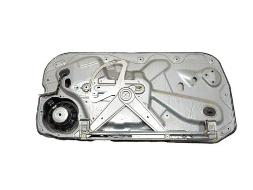 Rudehejsemekanisme ventre foran Rudehejsemekanisme ventre foran FORD FOCUS II (DA_, HCP, DP) 1.6 Ti (115 hp) 39071675 39071675