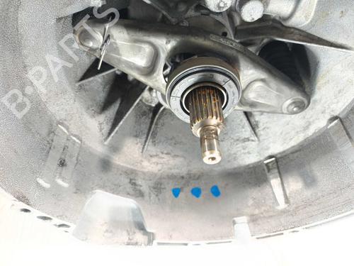 Gearbox BMW 1 (F20) 116 d | BP32366021M3 - Image 2