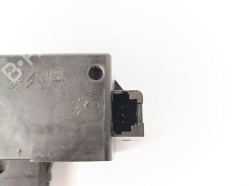 Tailgate lock CITROËN C4 I (LC_) 1.6 HDi | BP30777498C101