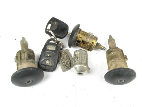other-ford-transit-connect-p65_-p70_-p80_-18-tdci-2002-17495034 main image