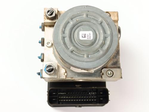 Used ABS pump MERCEDES-BENZ C-CLASS (W205) C 220 BlueTEC / d (205.002, 205.004) (170 hp) 26299970