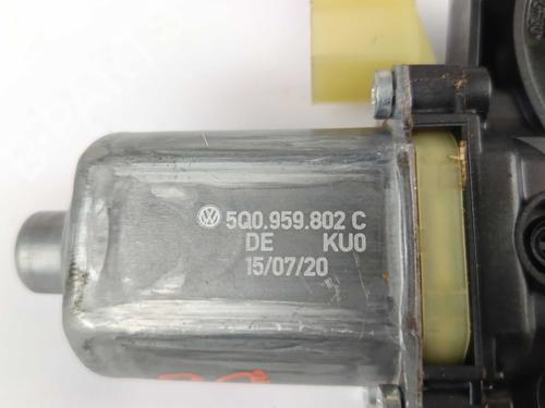 Right front window motor SEAT LEON Sportstourer (KL8, KLD) 1.5 eTSI | BP28620876E20 - Image 2